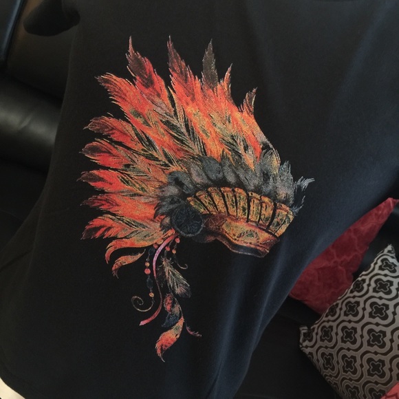 New Black Native American Boho Tshirt Size Small - Picture 2 of 5